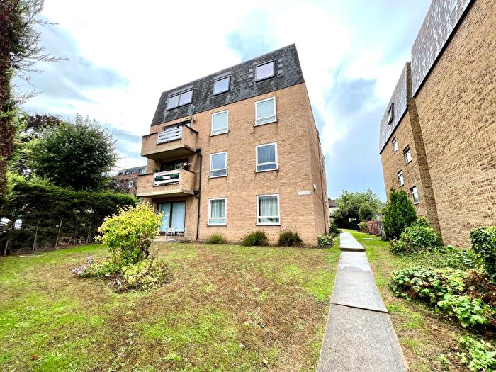 2 Bedroom Flat To Rent In Flat David House, , Station Road, DA15