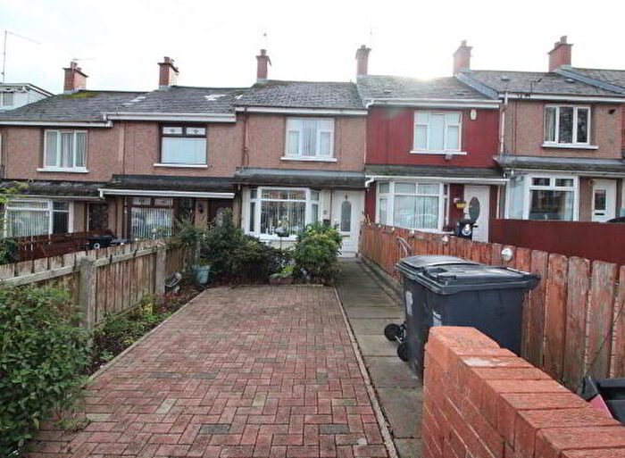 2 Bedroom Mid Terraced House For Sale In Holmdene Gardens, Belfast, BT14