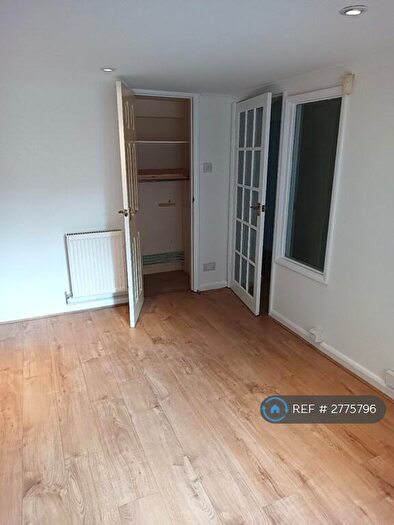 1 Bedroom Flat To Rent In St. Michaels Place, Brighton, BN1