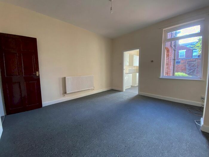2 Bedroom Terraced House To Rent In Cranbrook Road, Doncaster, DN1