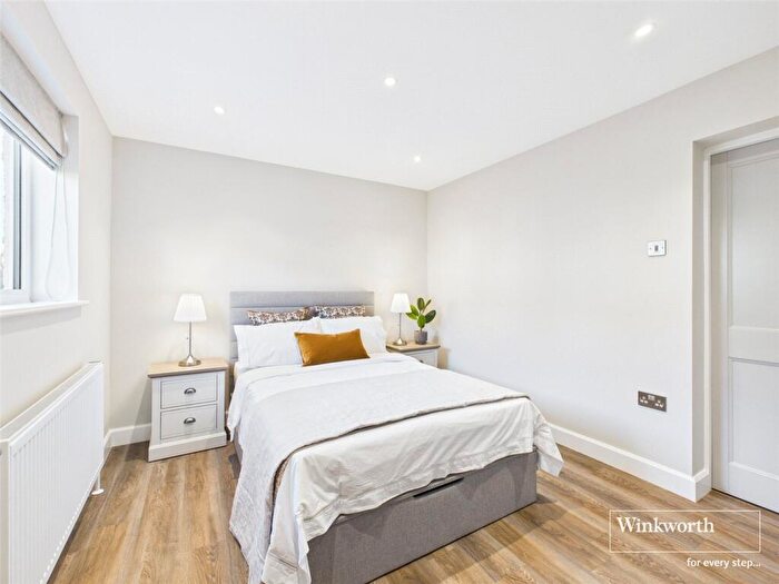 1 Bedroom Flat To Rent In Gosbrook Road, Caversham, Reading, Berkshire, RG4