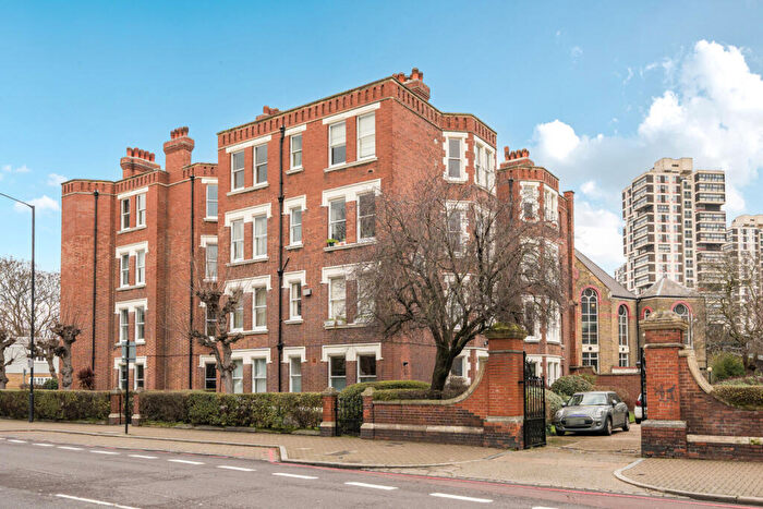 2 Bedroom Apartment For Sale In Camberwell New Road, London, SE5