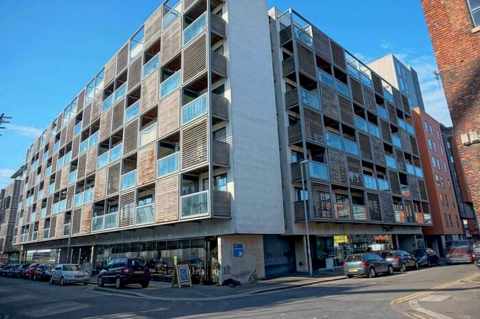 1 Bedroom Apartment To Rent In Moho Building, Ellesmere St, M15