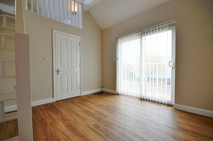 1 Bedroom Flat To Rent In Kings Hedges Road, Cambridge, CB4