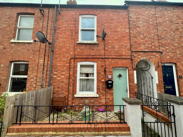 2 Bedroom Semi-Detached House To Rent In Greenfield Road, Newport, MK16