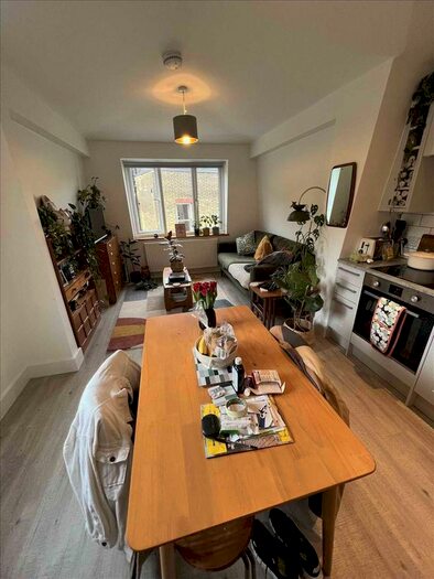 1 Bedroom Flat To Rent In Tuscan Studios Highgate, Flat Tuscan Studios, Muswell Hill Rd, London, London, N6