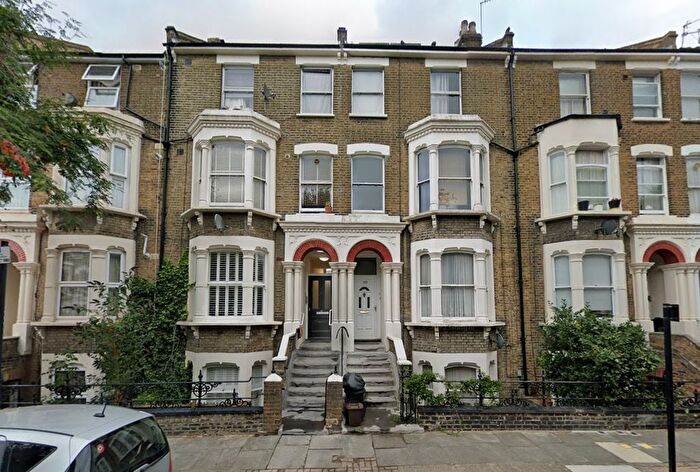 4 Bedroom Flat To Rent In Tabley Road, London, N7