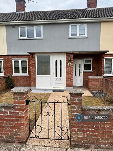 3 Bedroom Terraced House To Rent In Hawthorn Avenue, Colchester, CO4