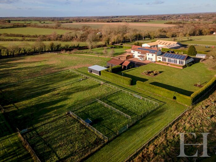 5 Bedroom Detached House For Sale In Dallinghoo, Woodbridge, IP13