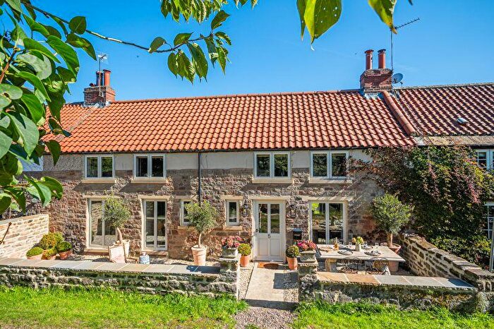 2 Bedroom Character Property For Sale In Plompton Square, Plompton, Knaresborough, North Yorkshire, HG5