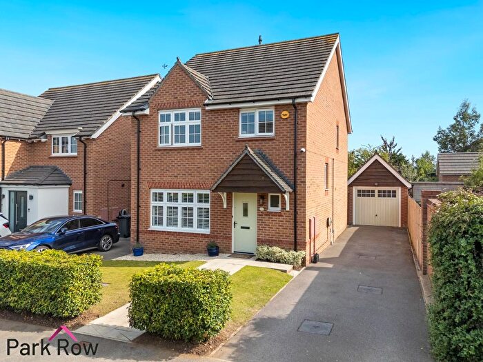 4 Bedroom Detached House For Sale In Bramley Park Avenue, Sherburn In Elmet, Leeds, LS25