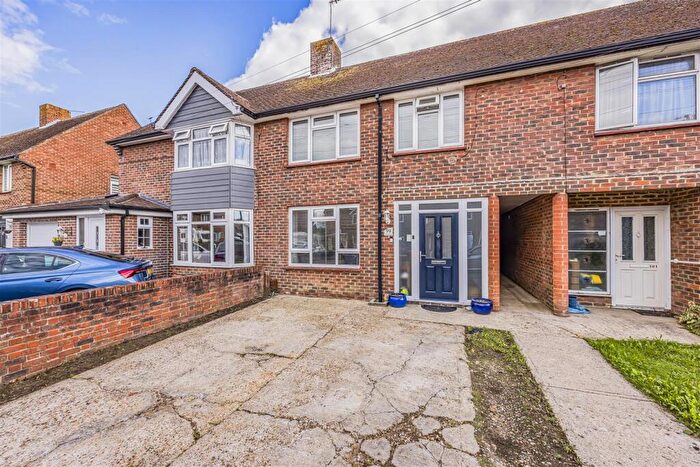 3 Bedroom Terraced House For Sale In Kings Road, Hayling Island, PO11