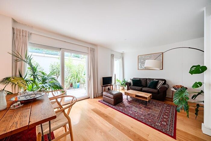 1 Bedroom Flat For Sale In Oakhill Road, Putney, London, SW15