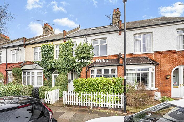 3 Bedroom Terraced House For Sale In Armfield Road, Enfield, EN2
