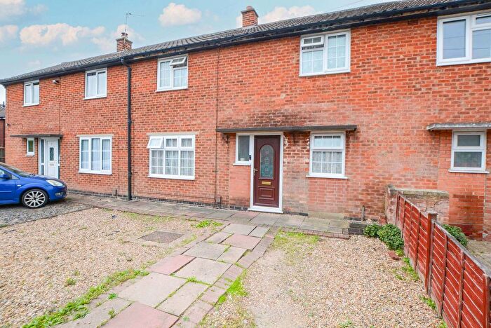 2 Bedroom Town House For Sale In Wiltshire Road, Wigston, Leicester, LE18