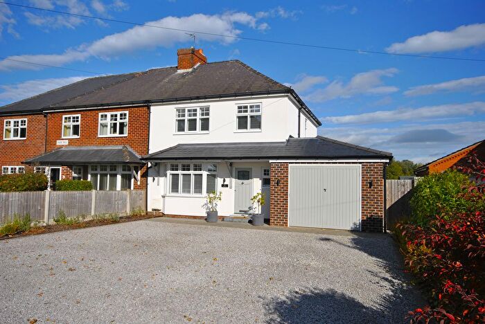 3 Bedroom Semi-detached House For Sale In Park Hill, Armthorpe Lane, Barnby Dun, DN3