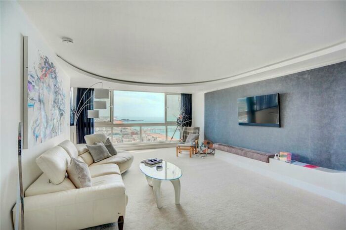 2 Bedroom Apartment To Rent In Sussex Heights, St Margarets Place, Brighton, East Sussex, BN1