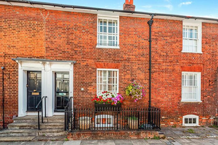 3 Bedroom Character Property For Sale In Romsey, SO51
