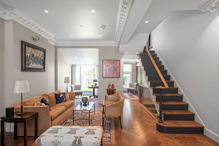4 Bedroom Terraced House For Sale In Ifield Road, London, SW10