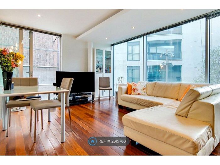 2 Bedroom Flat To Rent In The Q Building, London, E15