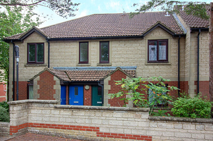 1 Bedroom Flat To Rent In Portland Place, Frome, BA11