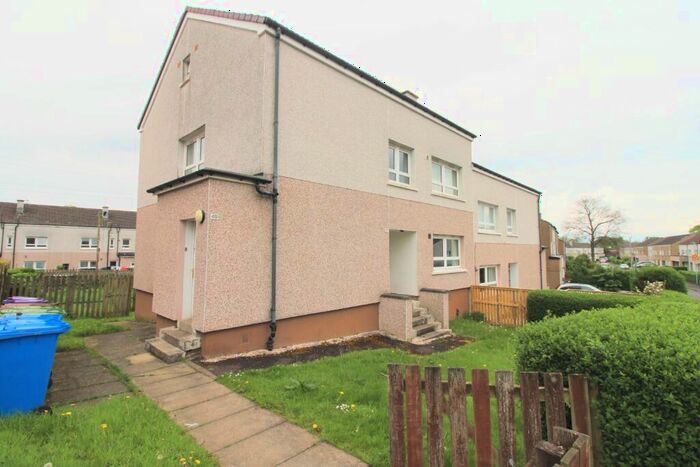 2 Bedroom Flat To Rent In Hollybush Road, Glasgow, G52