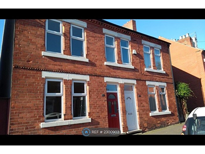 3 Bedroom Semi-Detached House To Rent In Minerva Street, Nottingham, NG6