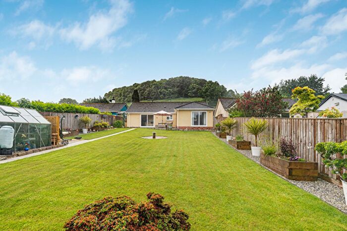 2 Bedroom Detached Bungalow For Sale In Old Totnes Road, Buckfastleigh, TQ11