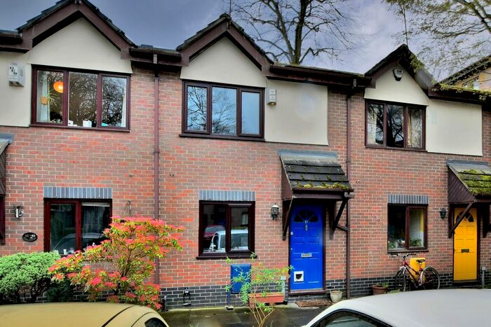 2 Bedroom Property To Rent In Beech Hurst Close, Manchester, M16