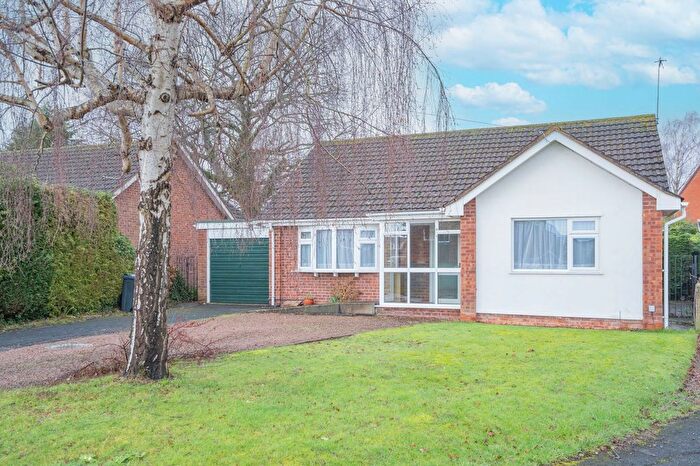 2 Bedroom Bungalow For Sale In Windrush Crescent, Malvern, Worcestershire, WR14