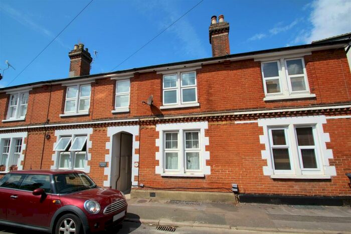 1 Bedroom Flat To Rent In Springfield Road, Guildford, GU1