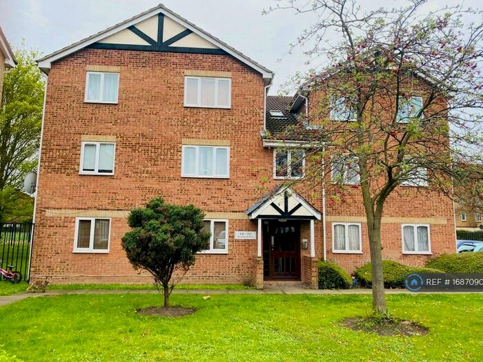 2 Bedroom Flat To Rent In Heathfield Drive, Mitcham, CR4