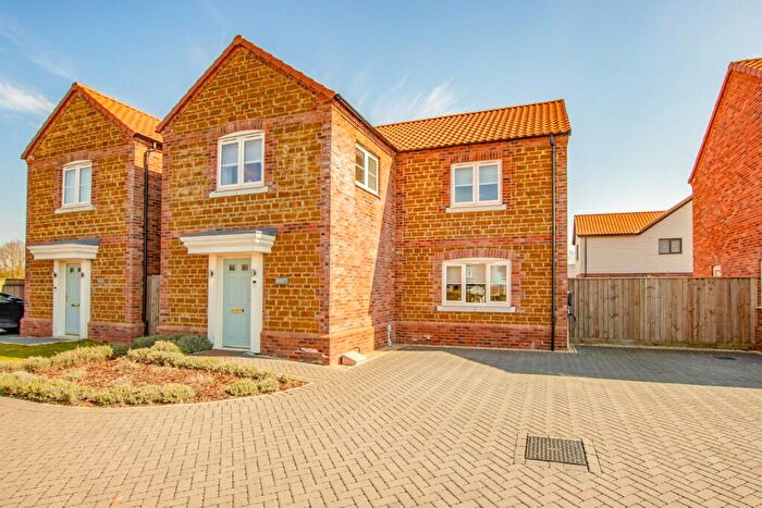 3 Bedroom Detached House For Sale In Hill View Close, Ingoldisthorpe, PE31