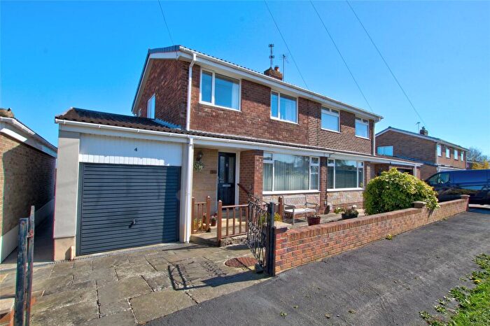 3 Bedroom Semi Detached House For Sale In Thirlmere Grove, West Auckland, Bishop Auckland, DL14