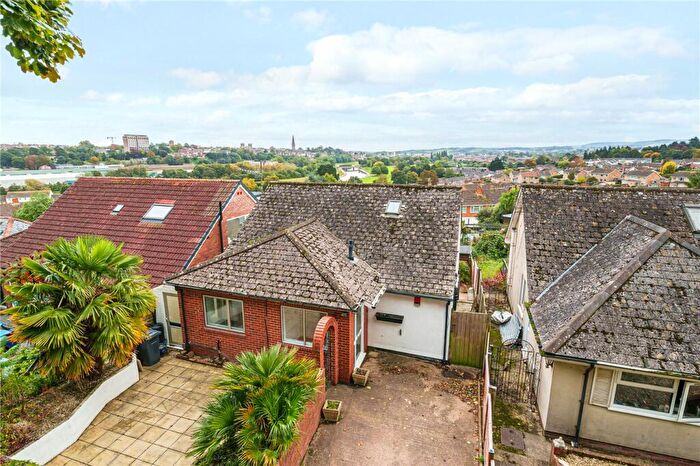 2 Bedroom Bungalow For Sale In Exwick Hill, Exeter, Devon, EX4