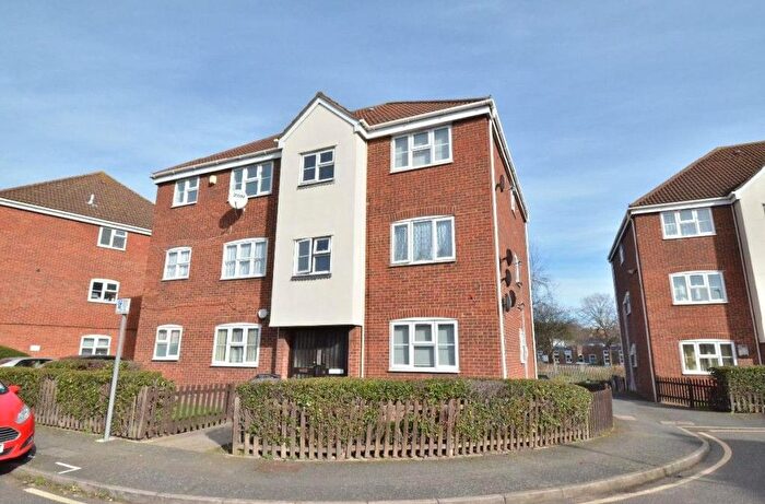 2 Bedroom Flat To Rent In Butteridges Close, Dagenham, RM9