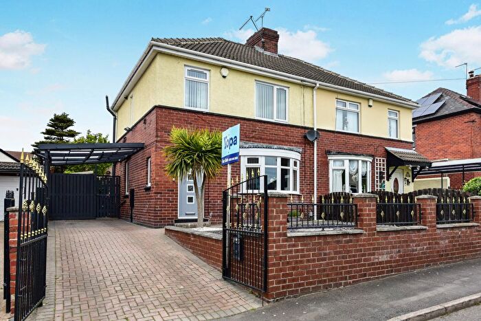 3 Bedroom Semi-Detached House For Sale In South Street, Rotherham, S62