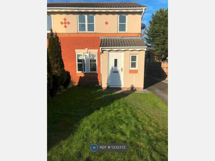 3 Bedroom Semi-Detached House To Rent In Pinetree Close, Winsford, CW7