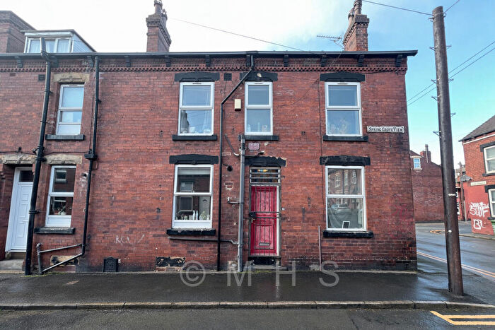 4 Bedroom Terraced House For Sale In Spring Grove View, Hyde Park, Leeds, LS6