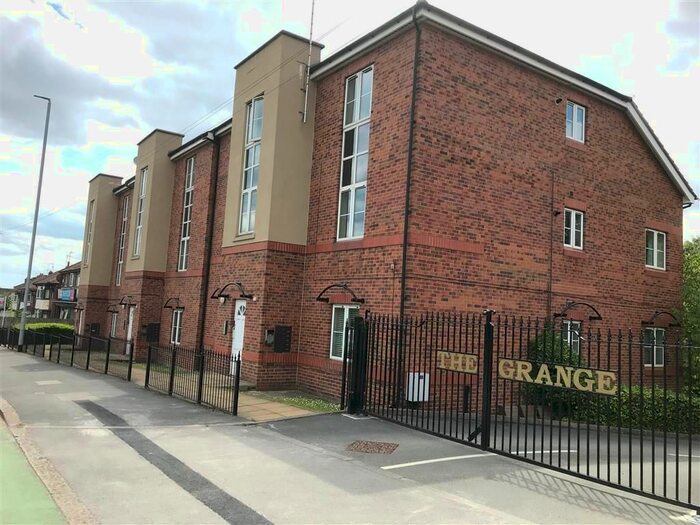 2 Bedroom Flat To Rent In Stanningley Road, Leeds, LS12