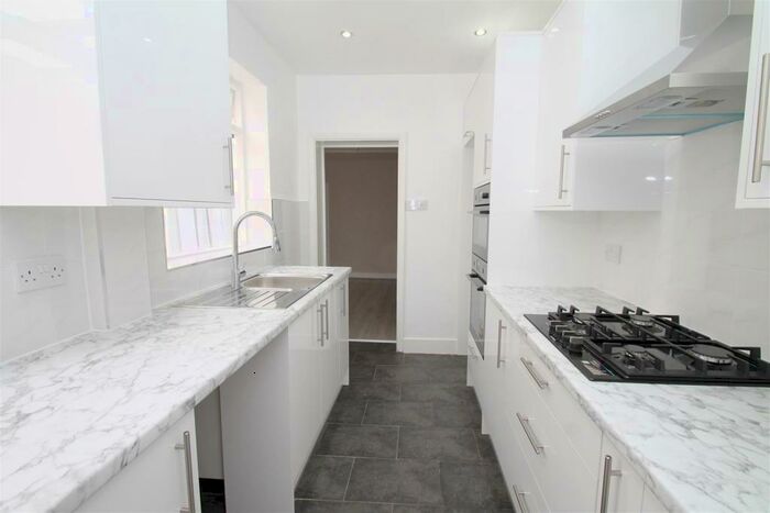 2 Bedroom House To Rent In Park Road, Waltham Cross, EN8