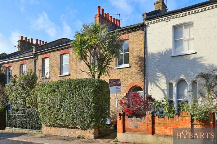 2 Bedroom Terraced House To Rent In Mount Pleasant Crescent, Stroud Green, London, N4