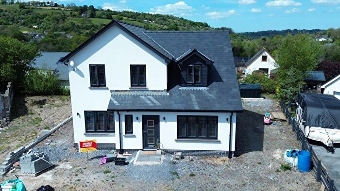 4 Bedroom Detached House For Sale In Bro Annedd, Pencader, SA39