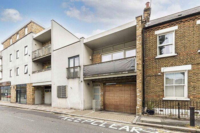 2 Bedroom Property To Rent In Fenwick Place, Stockwell, SW9