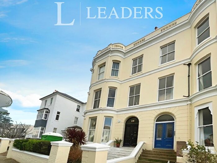 3 Bedroom Apartment To Rent In Medina Villas, Hove, BN3