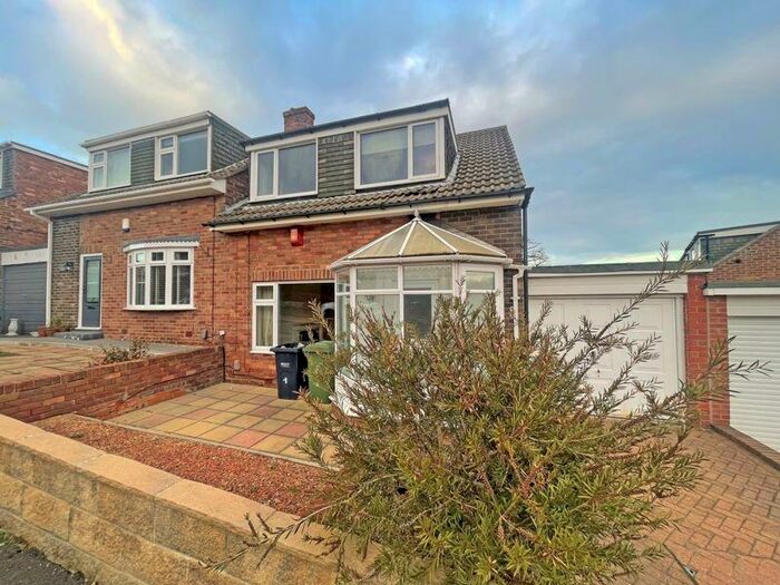 3 Bedroom Semi-Detached House To Rent In Ryton, Holburn Walk, NE40