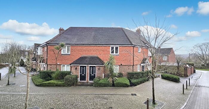 2 Bedroom Apartment For Sale In Barncroft Drive, Haywards Heath, RH16