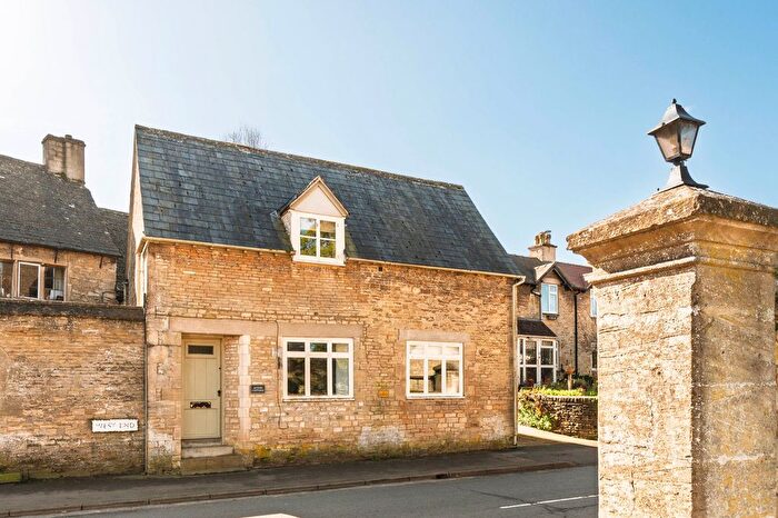 2 Bedroom Detached House For Sale In West End, Northleach, GL54