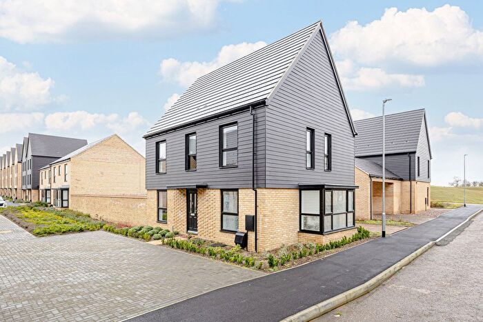 4 Bedroom Detached House For Sale In Royce Street, West Cambourne, CB23