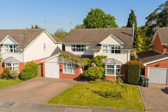4 Bedroom Detached House For Sale In Ashley Crescent, Warwick, Warwickshire, CV34